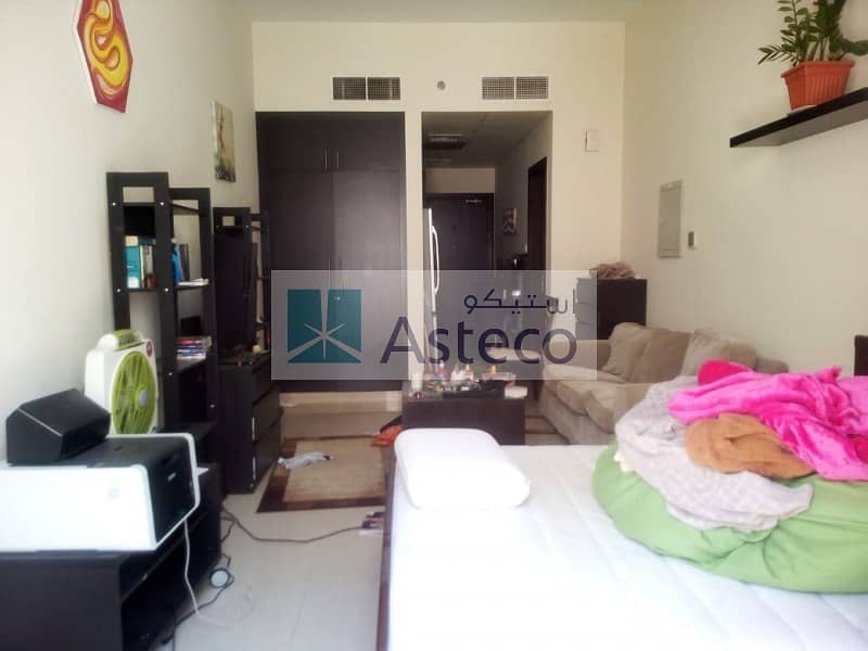 Furnished Studio with 1 Month Free in Al Safa 1