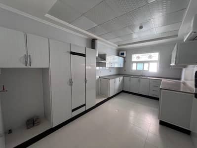 4 Bedroom Apartment for Rent in Al Jurf, Ajman - d60d8866-de5b-49f0-bc0d-4b9ee0847d45. jpg