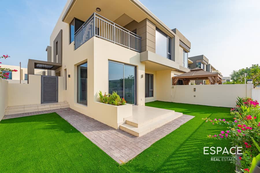 位于迪拜山庄,枫叶社区,枫叶2号公寓 5 卧室的别墅 6650000 AED - 11680738 位于迪拜山庄,枫叶社区,枫叶2号公寓 5 卧室的别墅 6650000 AED - 11680738
