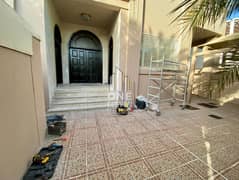 Luxurious 5 BR Villa I Driver's Room I High Finishing