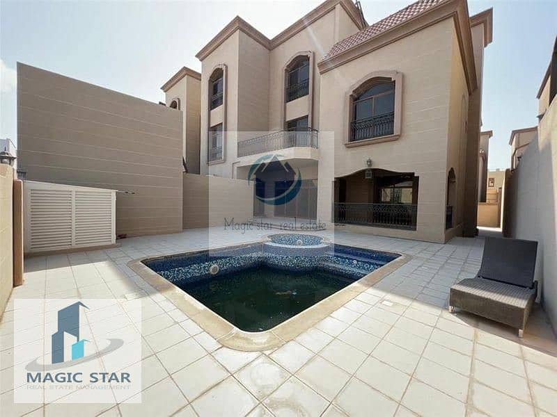 位于哈里发城 5 卧室的别墅 220000 AED - 5796064 位于哈里发城 5 卧室的别墅 220000 AED - 5796064