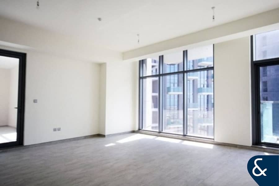 Luxurious | Large Terrace | High Floor Luxurious | Large Terrace | High Floor