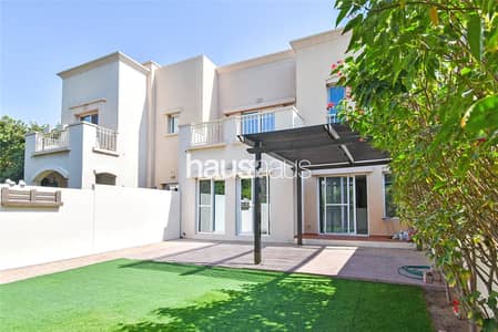 3 Bedroom Villa for Rent in The Lakes, Dubai - Unfurnished | Study and Maid | Available July