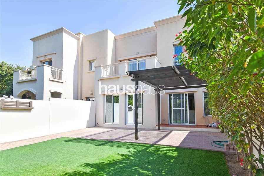 位于湖畔社区,梅恩小区,梅恩4区 3 卧室的别墅 280000 AED - 11683663 位于湖畔社区,梅恩小区,梅恩4区 3 卧室的别墅 280000 AED - 11683663
