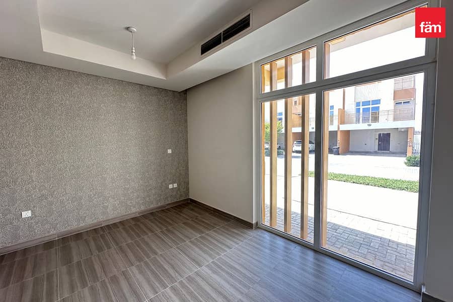 Park View | Single Row | 6 Bedroom Villa | V2 Park View | Single Row | 6 Bedroom Villa | V2