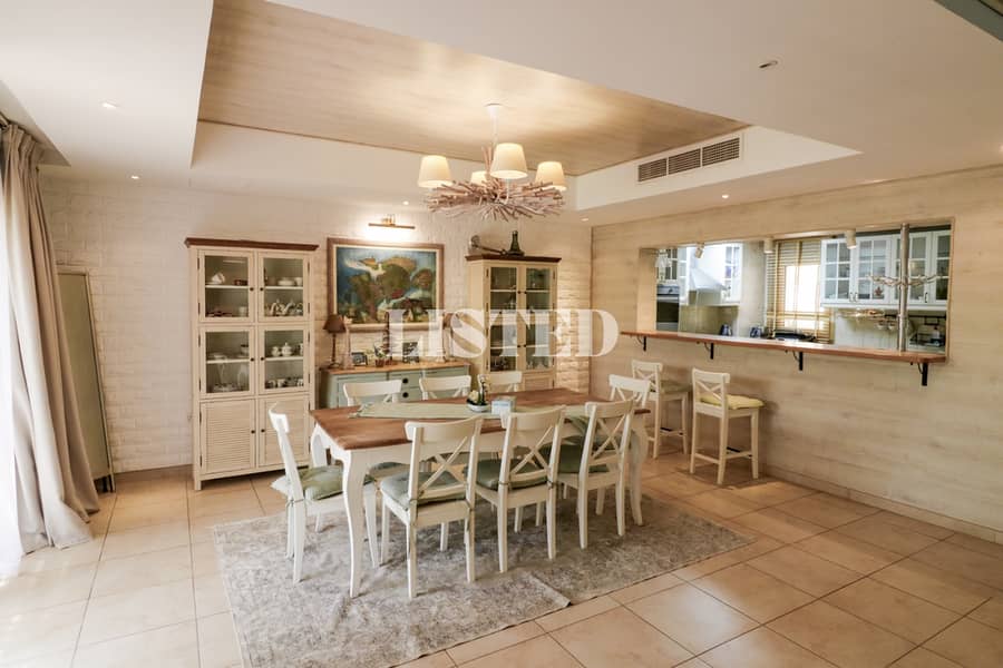 位于阿尔哈姆拉小镇,哈姆拉村别墅区 4 卧室的别墅 135000 AED - 11684554 位于阿尔哈姆拉小镇,哈姆拉村别墅区 4 卧室的别墅 135000 AED - 11684554