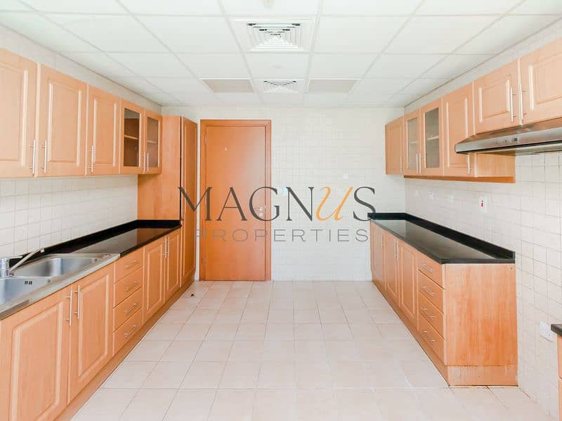 12 Rocky Real Estate - JLT - Cluster U - Al Seef 2 - Apartment (14 of 23). jpg