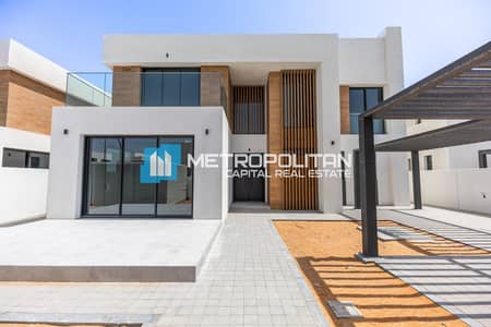 4 Bedroom Villa for Sale in Saadiyat Island, Abu Dhabi - Single Row 4BR | Near To Amenities| With Parkings
