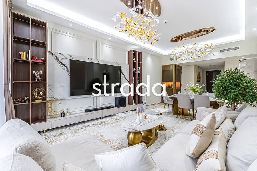 Fully Upgraded | Corner Unit | Up To 4 Cheques