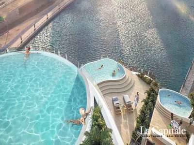 Studio for Sale in Business Bay, Dubai - Huge Studio/Panoramic Canal View/Motivated seller