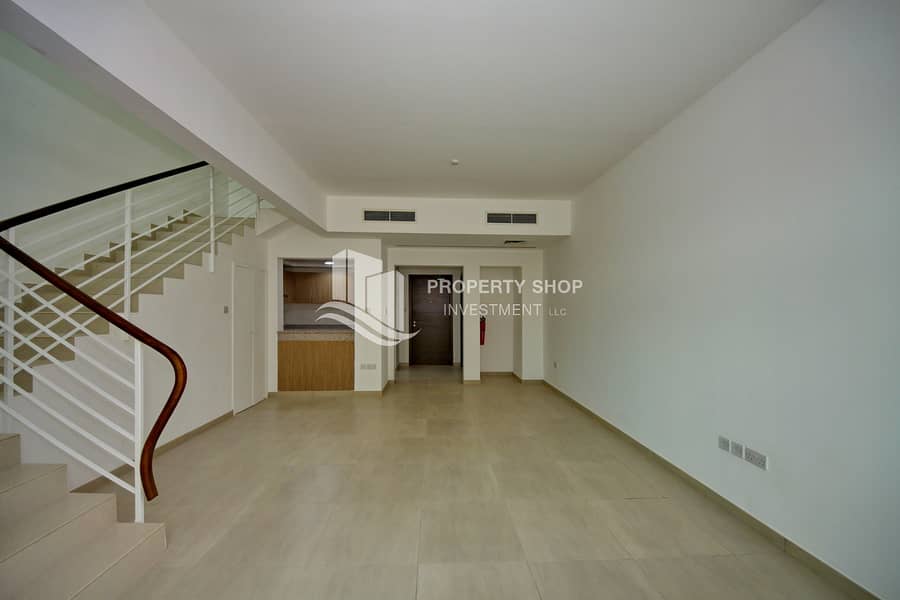 2-bedroom-townhouse-abu-dhabi-sieh-shuaib-al-ghadeer-dining-area. JPG 2-bedroom-townhouse-abu-dhabi-sieh-shuaib-al-ghadeer-dining-area. JPG