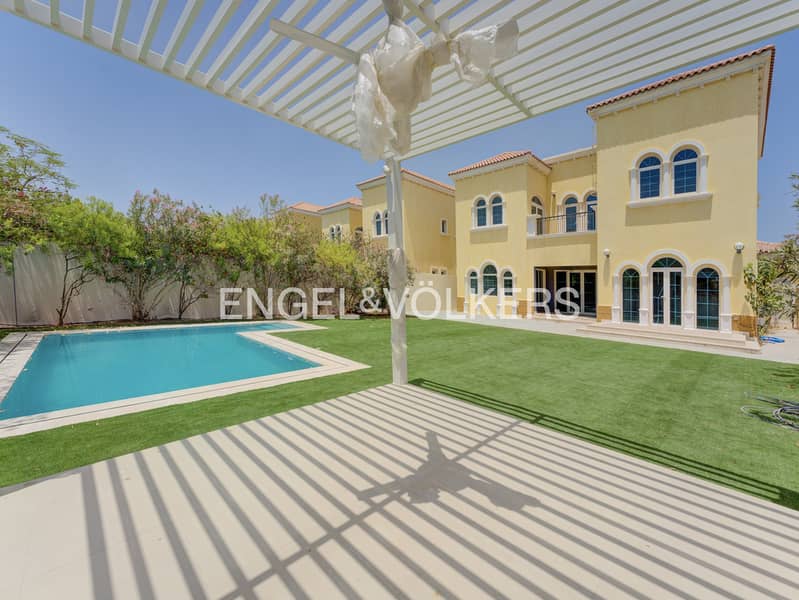 Вилла в Джумейра Парк,Legacy, 3 cпальни, 380000 AED - 11686219 Вилла в Джумейра Парк,Legacy, 3 cпальни, 380000 AED - 11686219