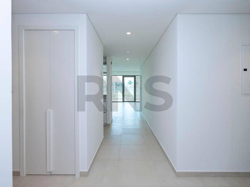 24 031_3BR. jpg