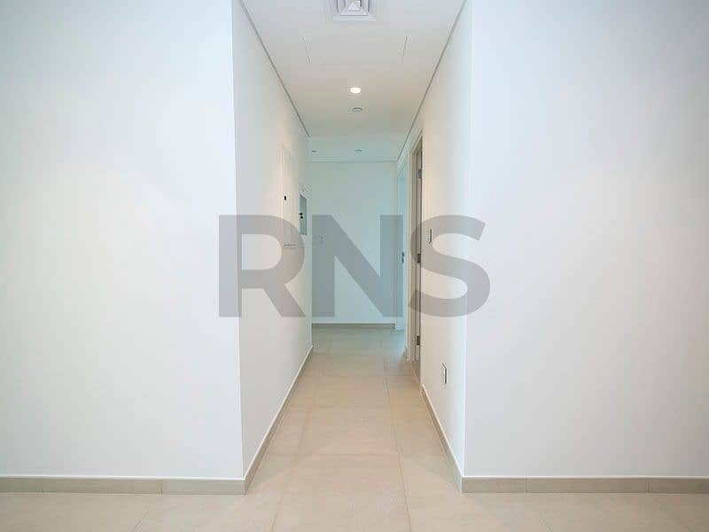 25 032_3BR. jpg