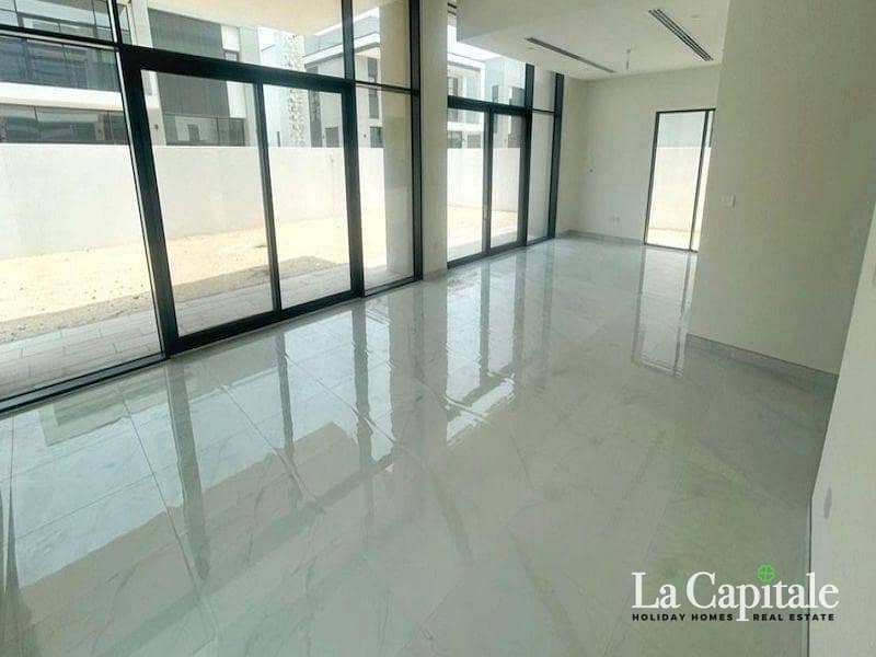 Вилла в Аль Фурджан,Муроодж Аль Фурджан, 4 cпальни, 450000 AED - 11686866 Вилла в Аль Фурджан,Муроодж Аль Фурджан, 4 cпальни, 450000 AED - 11686866