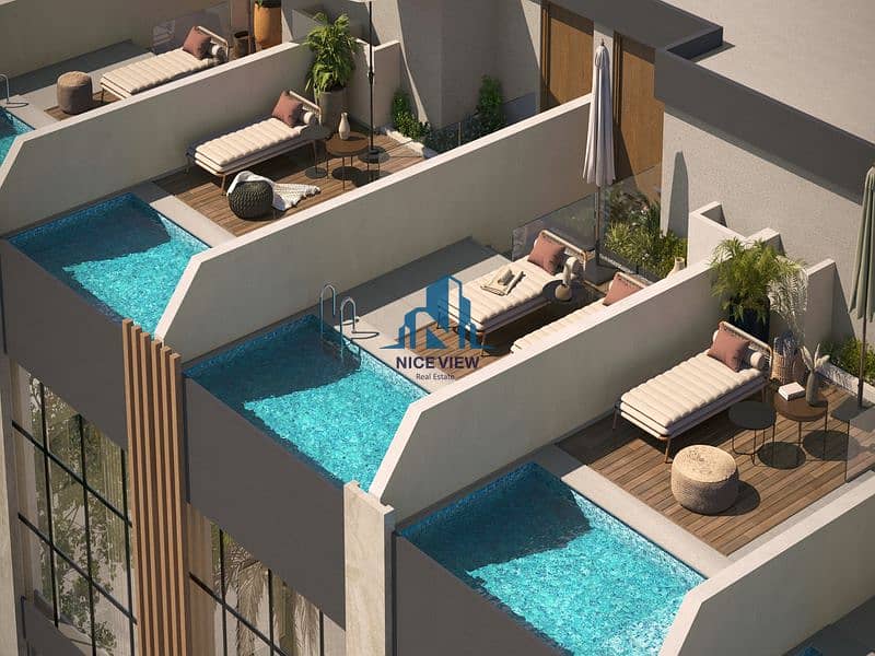9 Cam07-Pool view. jpg