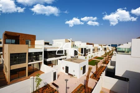 5 Bedroom Villa for Sale in Al Matar, Abu Dhabi - Modern 5BR Villa Located in Single Row Spot.
