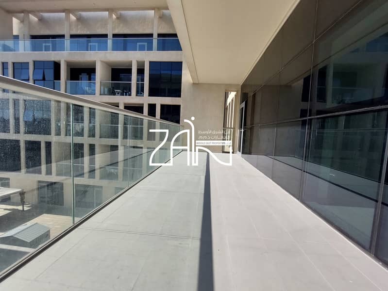 Vacant 3BR+M Luxurious Living Premium Amenities