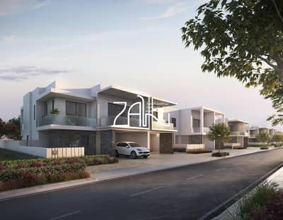 5 Bedroom Villa for Sale in Yas Island, Abu Dhabi - Single Row 5BR+Maid Golf View Villa with Pool