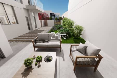 4 Bedroom Townhouse for Sale in Yas Island, Abu Dhabi - Corner Unit Eco-Friendly Best Family Community