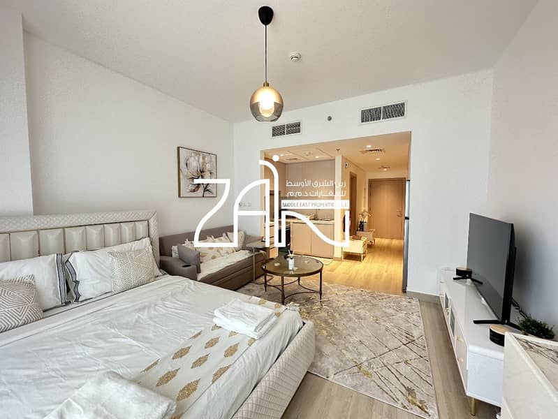 Furnished Studio Partial Canal View + Rent Refund Furnished Studio Partial Canal View + Rent Refund