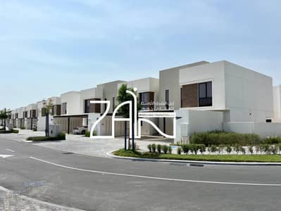 3 Bedroom Villa for Rent in Yas Island, Abu Dhabi - Newly Built Move In Ready Single Row 2 Payments