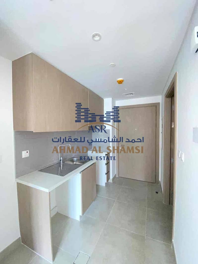 9 bed8b956-f592-486a-9a9c-4db2bf70576e. jpg