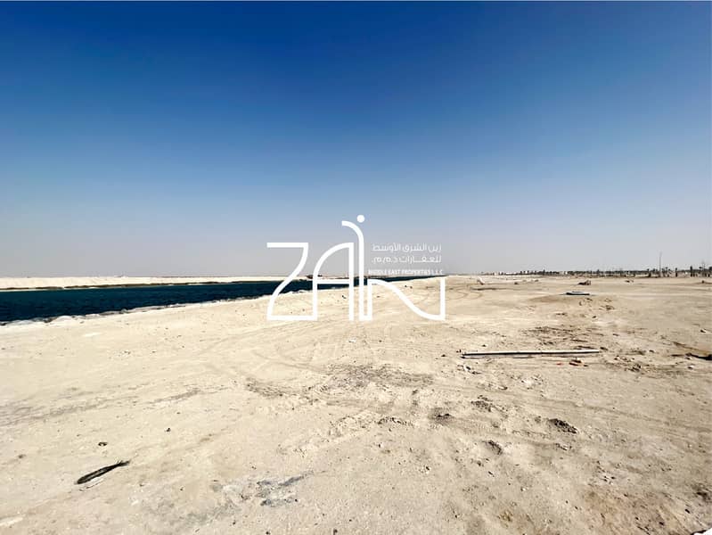 Best Price for A Single Row Plot in Yas Island
