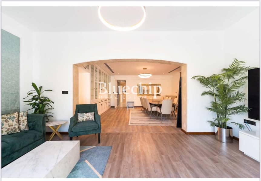 Vacant | fully upgraded | great location Vacant | fully upgraded | great location