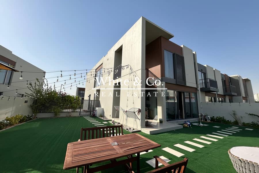 Таунхаус в Дубайлэнд,Черривудс, 4 cпальни, 5300000 AED - 11688197 Таунхаус в Дубайлэнд,Черривудс, 4 cпальни, 5300000 AED - 11688197