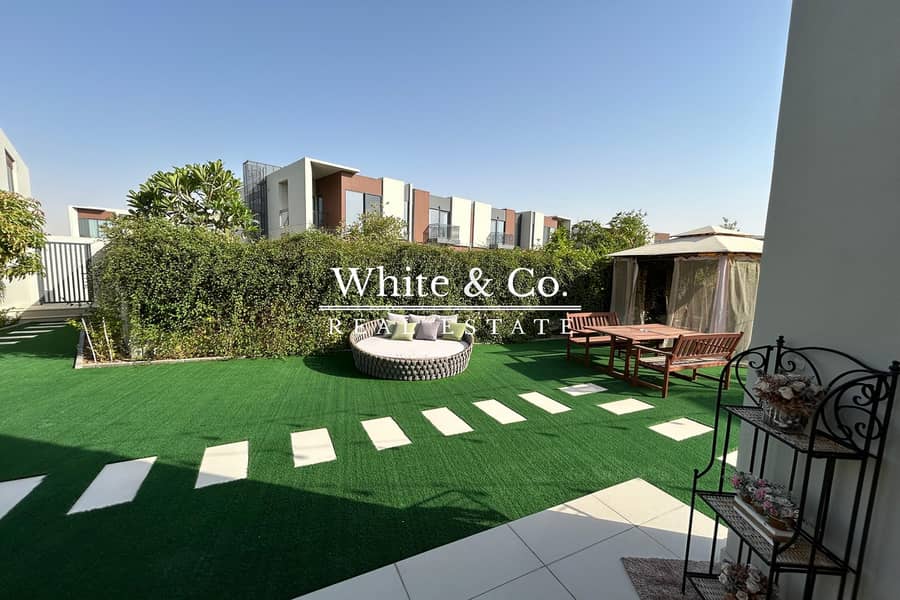Таунхаус в Дубайлэнд,Черривудс, 4 cпальни, 5300000 AED - 11688197 Таунхаус в Дубайлэнд,Черривудс, 4 cпальни, 5300000 AED - 11688197