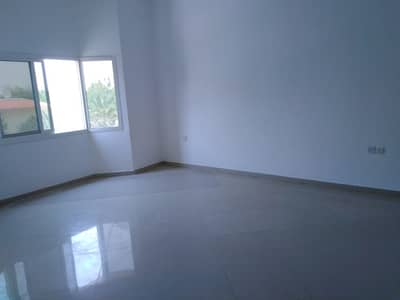 Commercial / Residential Spacious luxury villa 5 bed roomhall villa availabe for rent in jurf** Commercial / Residential Spacious luxury villa 5 bed roomhall villa availabe for rent in jurf**