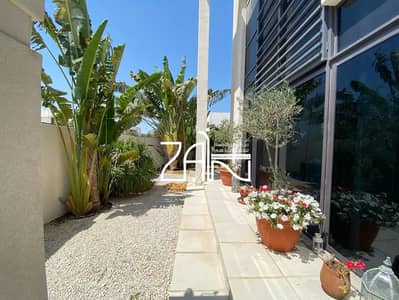 4 Bedroom Villa for Sale in Yas Island, Abu Dhabi - Graceful 4BR Corner Villa in Prestigious Community