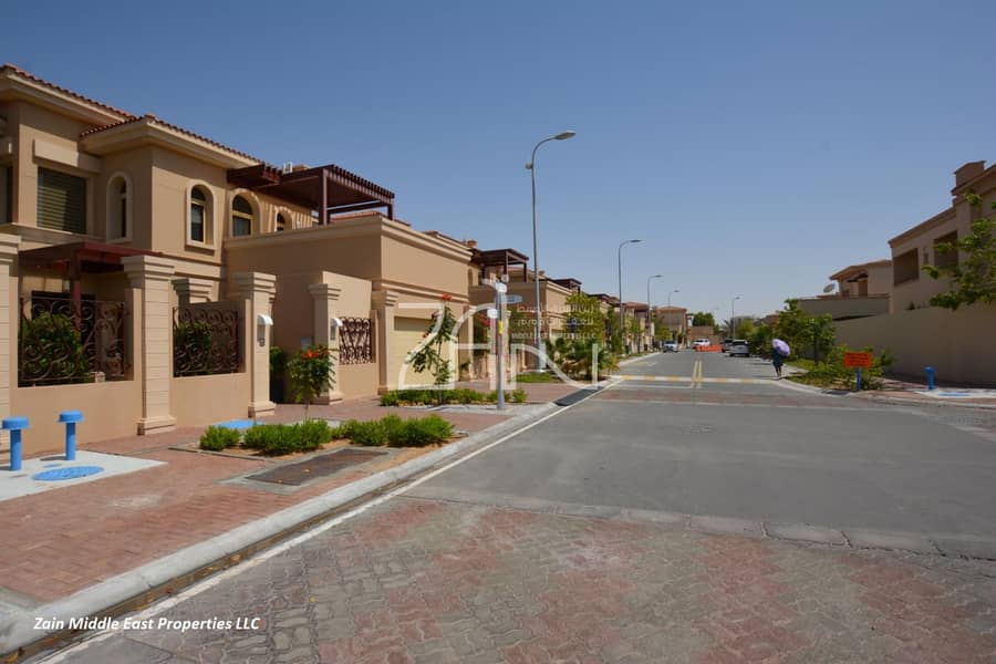 位于哈里发城,高尔夫花园,朱利别墅区 3 卧室的联排别墅 3000000 AED - 11688664 位于哈里发城,高尔夫花园,朱利别墅区 3 卧室的联排别墅 3000000 AED - 11688664