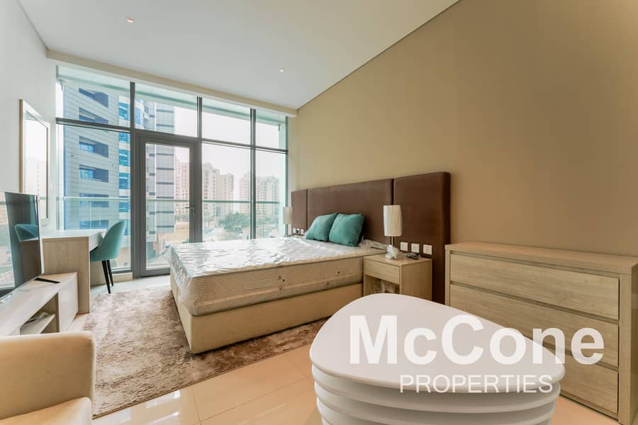 Luxury Living | Beach Access | Palm Views Luxury Living | Beach Access | Palm Views