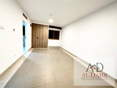 Studio for Rent in Bur Dubai, Dubai - WhatsApp Image 2025-05-14 at 1.00. 27 PM (1). jpeg