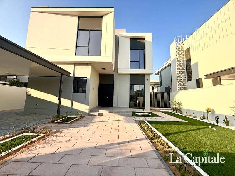 4-Bedroom | Spacious Villa | Fully Landscaped