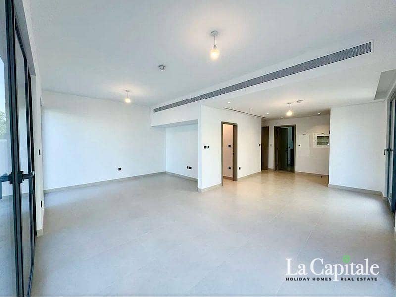 位于蒂拉尔阿尔加夫综合社区,奥拉别墅区 4 卧室的别墅 350000 AED - 11689335 位于蒂拉尔阿尔加夫综合社区,奥拉别墅区 4 卧室的别墅 350000 AED - 11689335