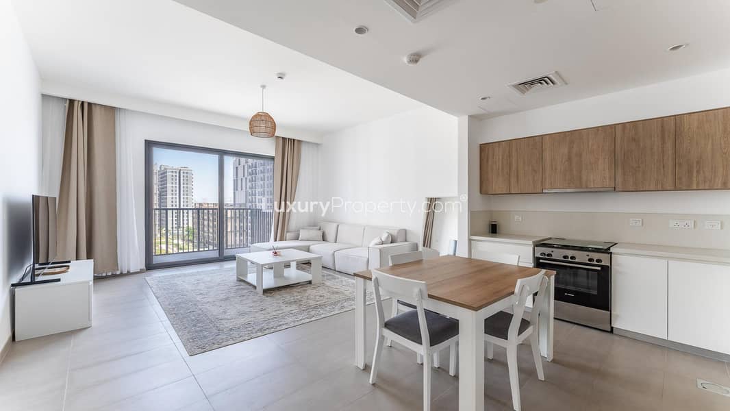 Vacant | Corner Apartment | Direct Park Access Vacant | Corner Apartment | Direct Park Access
