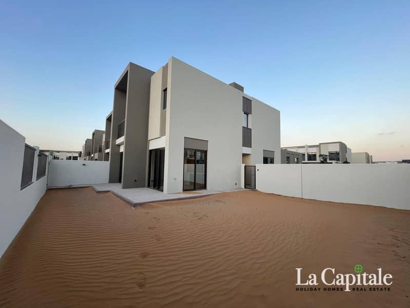 Exclusive | Corner Unit | Ready to Move In Exclusive | Corner Unit | Ready to Move In