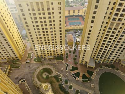 فلیٹ 3 غرف نوم للايجار في جميرا بيتش ريزيدنس، دبي - شقة في صدف 1،صدف،جميرا بيتش ريزيدنس 3 غرف 190000 درهم - 11690467