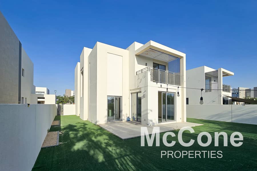 Fresh Handover | Standalone | Spacious Fresh Handover | Standalone | Spacious
