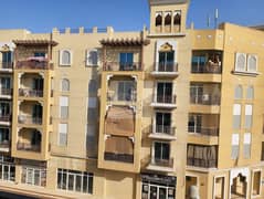 شقة في EMR-19،الحي الإماراتي،المدينة العالمية 32000 درهم - 11691340