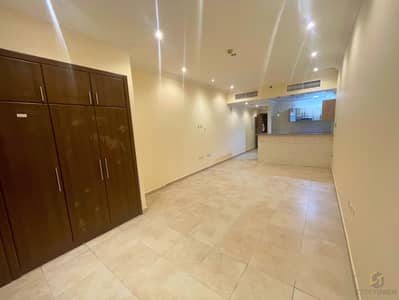 Studio for Rent in Deira, Dubai - 1. png