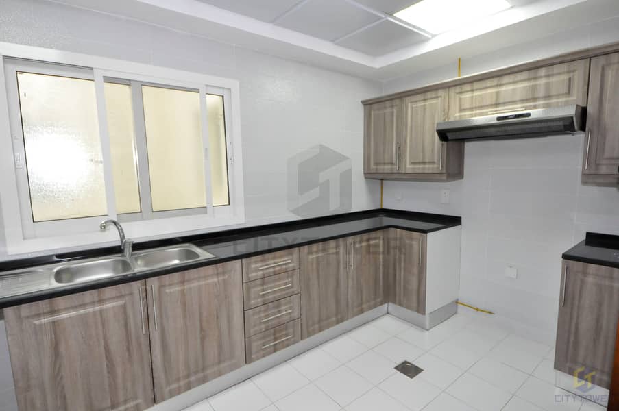 5 kitchen111. jpg