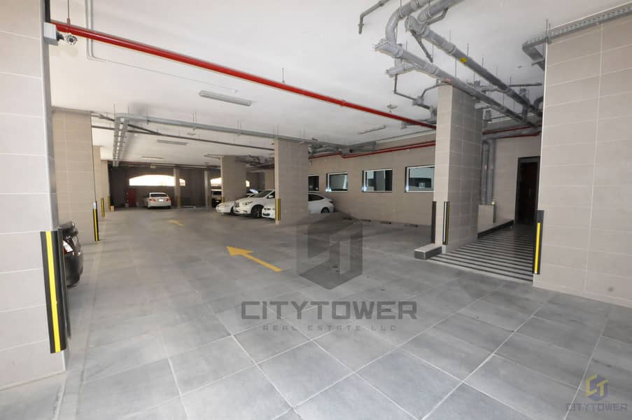 12 Parking. jpg