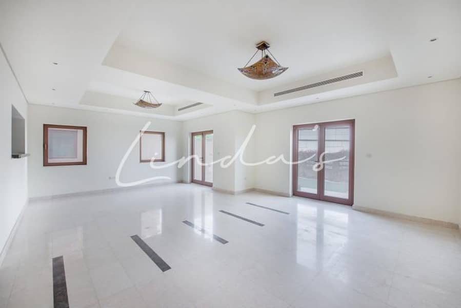 Exclusive | Type A | Negotiable | Single Row