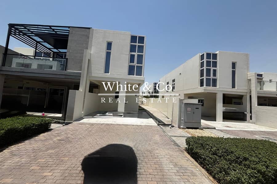 Таунхаус в Дамак Хиллс 2,Пацифика, 3 cпальни, 110000 AED - 11691966 Таунхаус в Дамак Хиллс 2,Пацифика, 3 cпальни, 110000 AED - 11691966