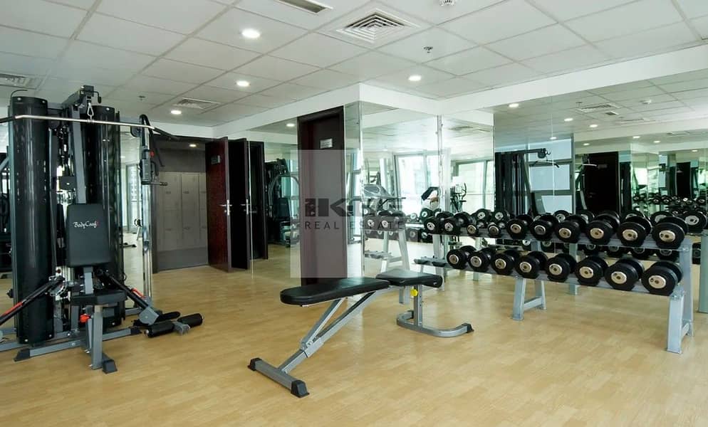 8 Gym in DEC Tower 2. jpg