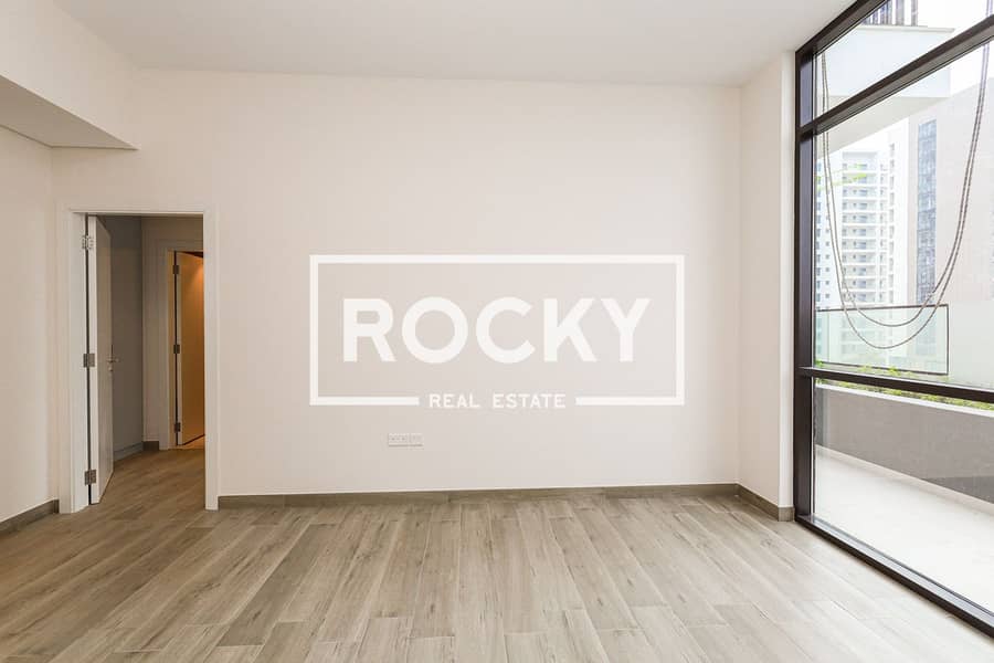 13 JVC - 007 Buidling - Residence-7576. jpg